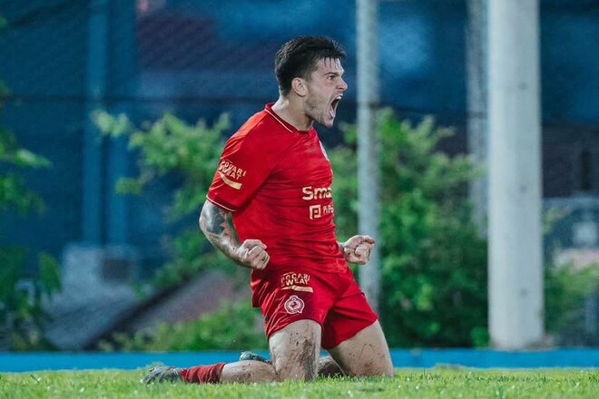 Украинский форвард: «Наш матч отказались переносить. Я решил…»