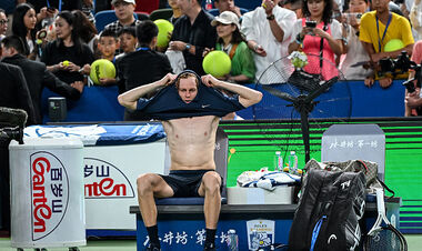 Senstion on Masterce in Shanghae. Sinner has completed the match 1/16 final