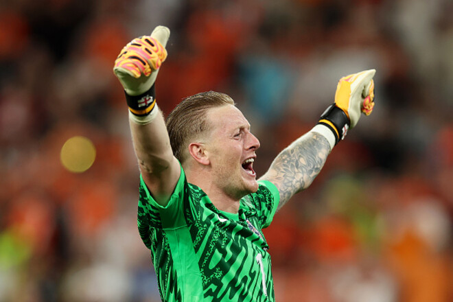 Личный рекорд. Вратарь Эвертона Пикфорд вошел в историю АПЛ