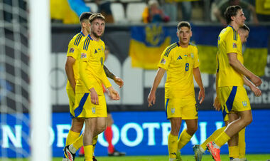 ВІДЕО. Миколенко та Маліновський прибули до табору збірної України