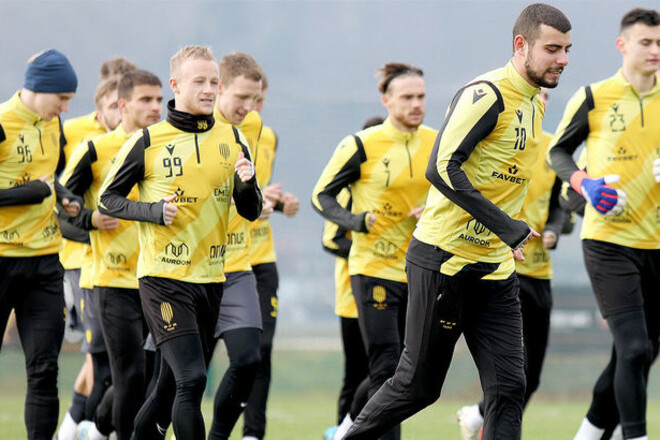 Рух в паузе чемпионата обойдется без контрольного матча