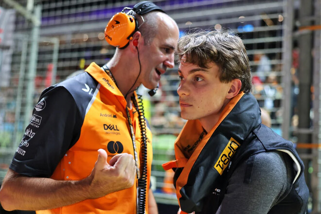 Макларен пояснив, чому пілот проігнорував святкування чемпіонства