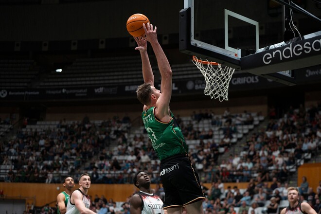 Пустовий дебютував за Андорру: статистика українця