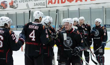 Стартовал новый сезон чемпионата Украины. В первом матче забросили 8 шайб