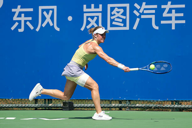 Травма Ястремської, Очеретько викликаний до збірної, Шахтар готує трансфер