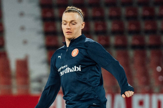 ФОТО. Вот чем занимается Цыганков, после того как не поехал в сборную