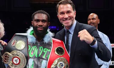 Эдди Хирн решил организовать бой непобежденных чемпионов в 2026 году