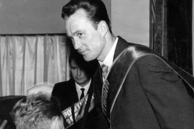 Пішов з життя перший воротар в історії Карпат