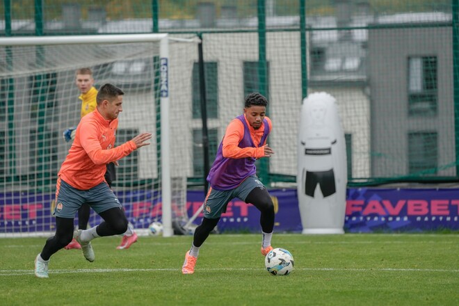 ВІДЕО. Шахтар тренується без гравців, викликаних у збірні