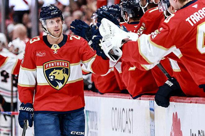 Стартовал новый сезон НХЛ: победы Флориды, Питтсбурга и Колорадо