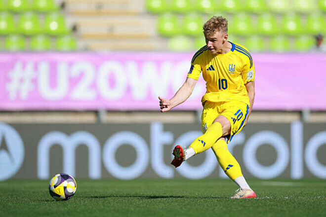 Відомий тренер став на захист Михайленка в ситуації з Синчуком