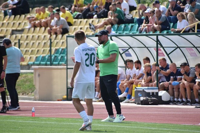 ВИДЕО 18+. Тренер и футболисты Ворсклы вступили в спор с фанатом