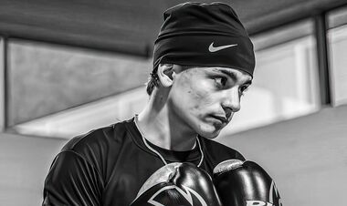 Умер 17-летний сын экс-чемпиона мира. Он также занимался боксом