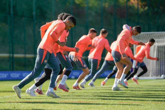ФОТО. Шахтар тренується у Львові. Егіналду повернувся до основної групи