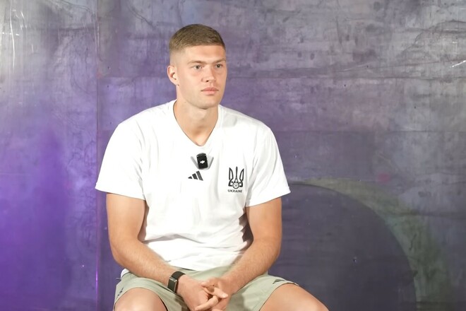 ДОВБИК: «На нас дивиться вся країна. Мета збірної – не нижче 2-го місця»