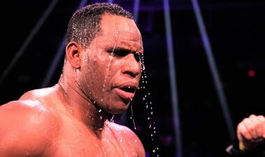 Усик может провести бой за титул чемпиона мира против кубинского супертяжа