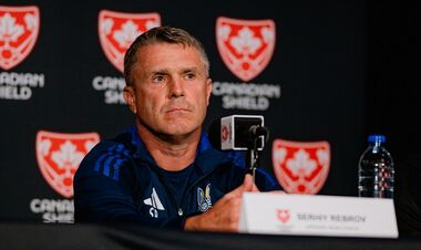 Ребров розповів, чому не викликав захисників Динамо та Металіста 1925