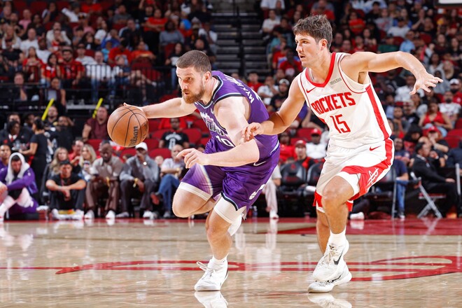 Михайлюк и Шульга сыграли в предсезонных матчах НБА: статистика украинцев