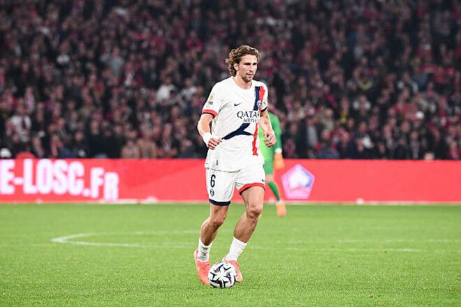 «В Англии научили». Сабо назвал качество, за которое ПСЖ купил Забарного