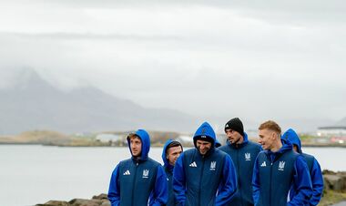ФОТО. Игроки сборной Украины прогулялись по Рейкьявику