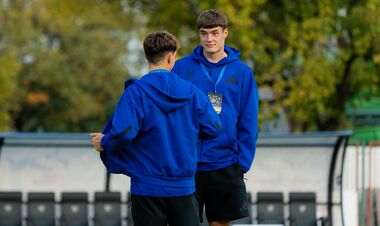 ФОТО. Сборная Украины U-21 прибыла на стадион и провела разминку