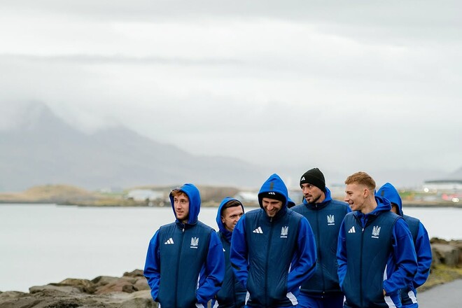 ФОТО. Игроки сборной Украины прогулялись по Рейкьявику