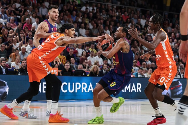 Евролига: матч-триллер в Барселоне, разгромы в Мюнхене и Пирее