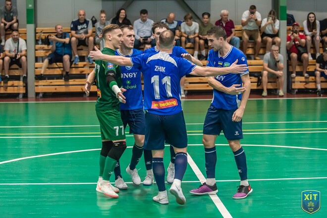 Чемпионат Украины по футзалу. 4-й тур. 11 октября. Смотреть онлайн. LIVE