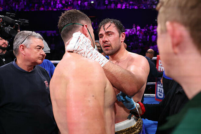 Только Усик сильнее. Хирн неожиданно выделил британского супертяжа