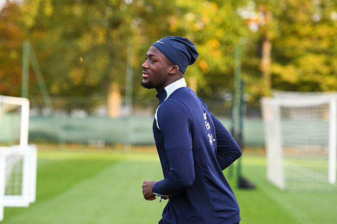 Игрок Ливерпуля покинул расположение сборной Франции. Ему нашли замену