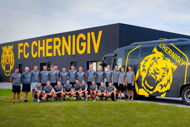 Гендиректор ФК Чернигов подозревается в фиктивном бронировании работников