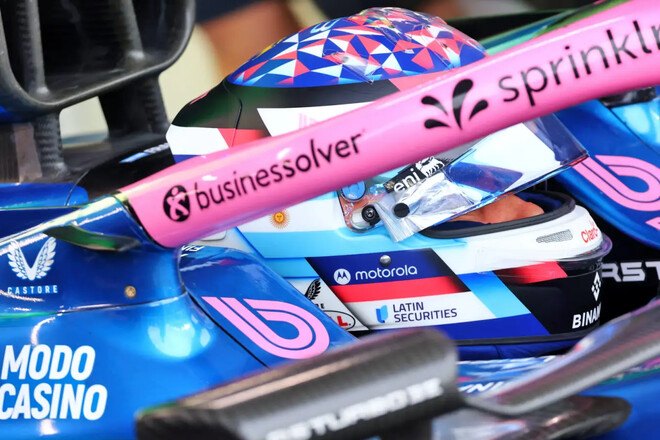 Команда Формулы-1 рассказала, когда объявит состав пилотов на сезон-2026