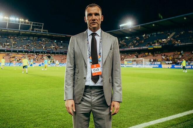 ФОТО. Реакция Андрея Шевченко на победу сборной Украины над Исландией