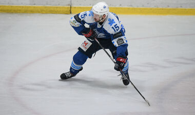 Легендарный хоккеист возобновил карьеру, чтоб сыграть за новосозданный клуб