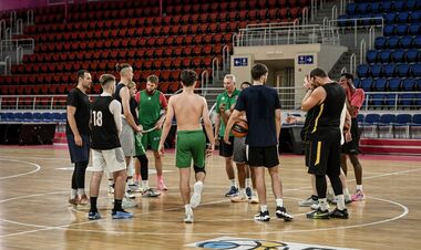 Запоріжжя та Кривбас зіграли два товариські матчі