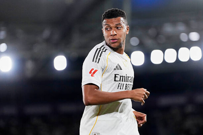 11 в текущем сезоне, 388 за карьеру. Килиан Мбаппе забил очередные голы