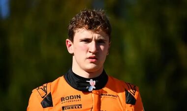 Ред Булл анонсував переговори із екс-пілотом Макларен