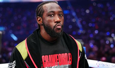 Terens Crawford was warned that only one boxer in the world will win