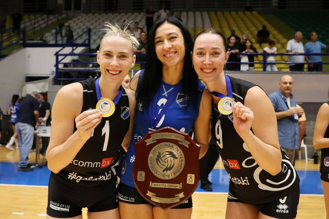 Украинки выиграли Суперкубок Кипра по волейболу