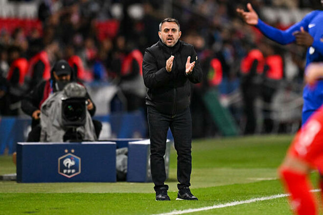 Тренер сборной Азербайджана отметил сильные стороны Украины