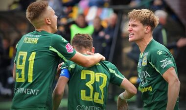 With a curious goal. Metalist conceded in the first league