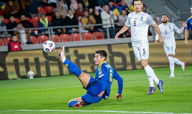 Маліновський став 12-м гравцем в історії збірної України із 10+ голами