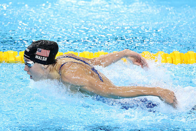ВИДЕО. Американка установила мировой рекорд на 50-метровке баттерфляем