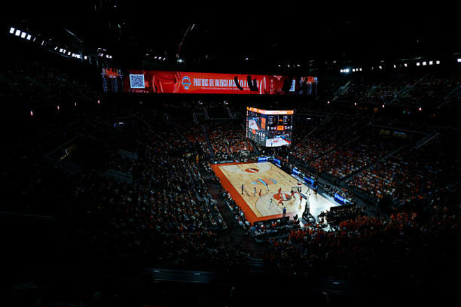 Матч Євроліги перебуває під загрозою зриву та може відбутися без глядачів