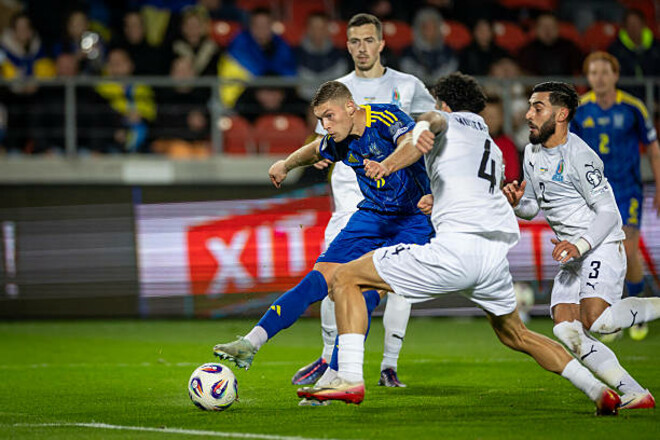 Надо вернуть прицел. Довбик не забивает за сборную уже целый год