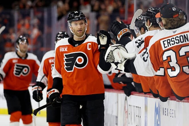 НХЛ. Поразки Флориди, Бостона і Торонто, перемоги Колорадо і Чикаго