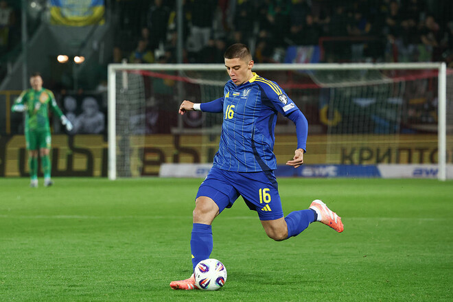 Миколенко провів ювілейний матч за збірну України