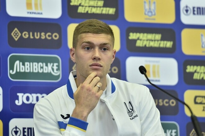 Известный тренер назвал худших игроков сборной Украины за последний матч