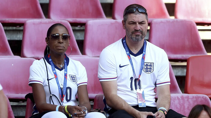 ФОТО. Родители звезды Реала разошлись. Они были вместе более 20 лет