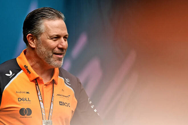 Бос Макларен Ф1: «Не знаю, яке з його звинувачень мене більше розсмішило»